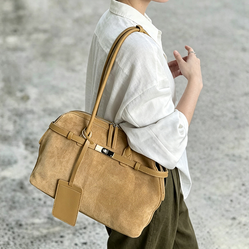 Half Moon Bag Suede - Nowa damska torebka na ramię z