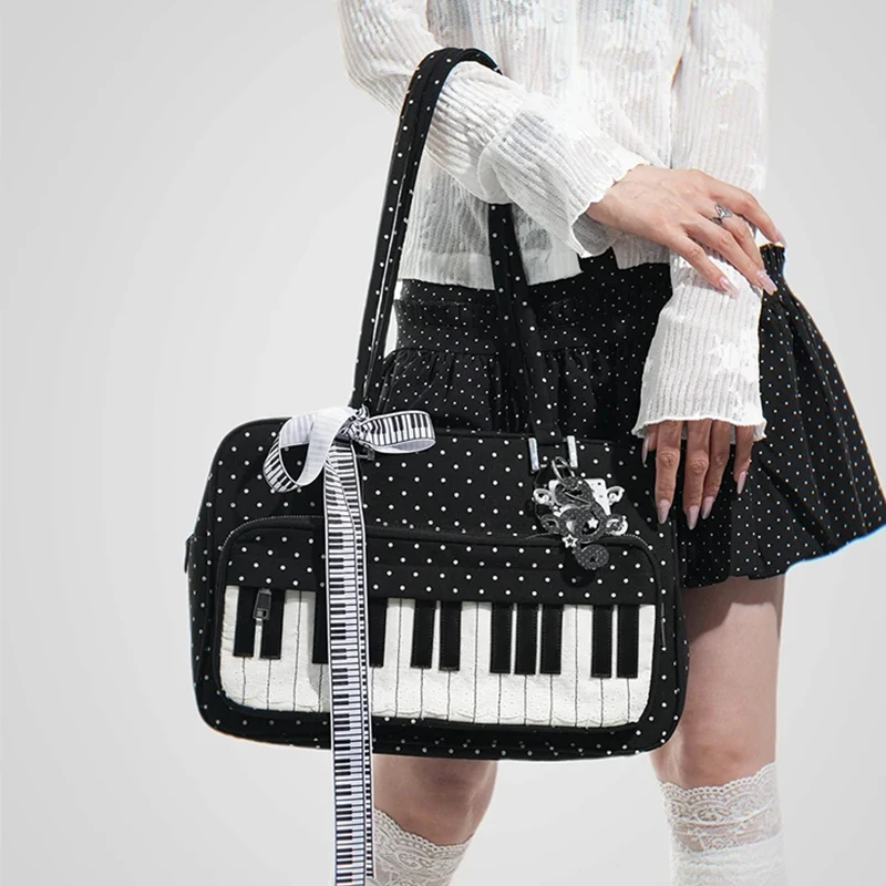 Torba na ramię w kropki z moty – Luxury Bags Japan recenzja i cena