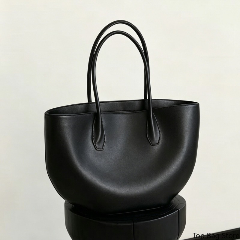 Damska torba na ramię typu tot – Half Moon Bag Suede recenzja i cena