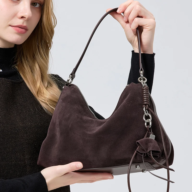 Retro Torebka z Matowej Skóry  – Half Moon Bag Suede recenzja i cena