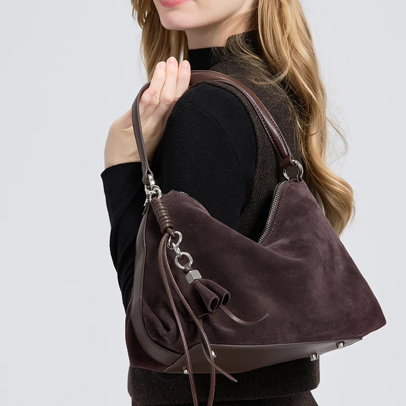 Retro Torebka z Matowej Skóry  – Half Moon Bag Suede recenzja i cena